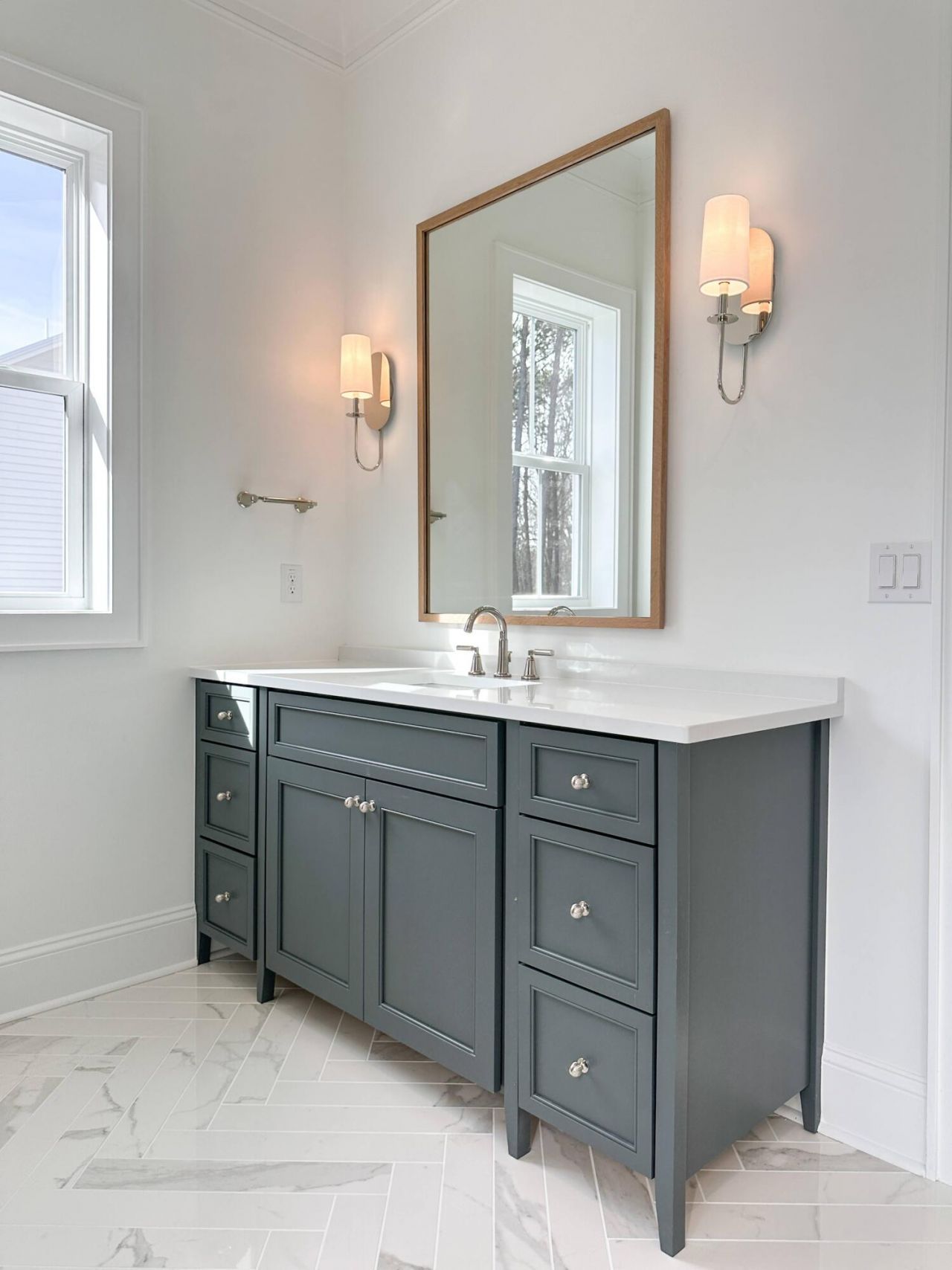 3889 Summerton Street Photo 15