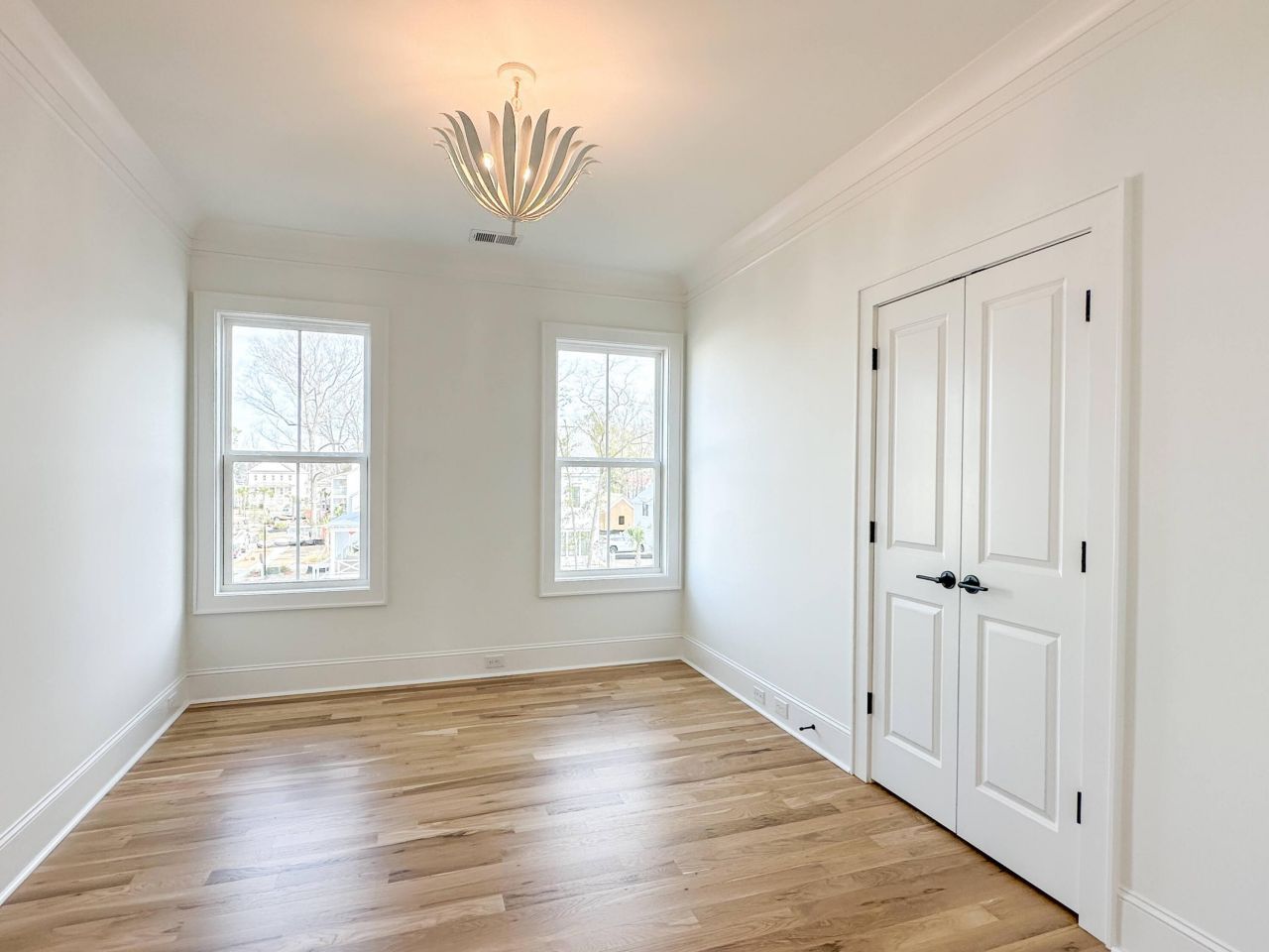 3889 Summerton Street Photo 36