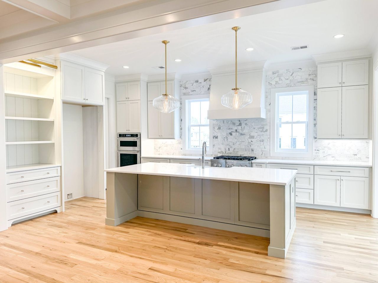 3889 Summerton Street Photo 6