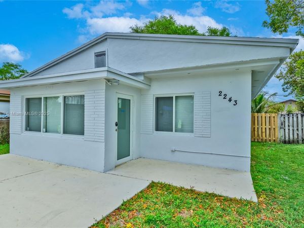 2243 Greene St, Hollywood, FL 33020