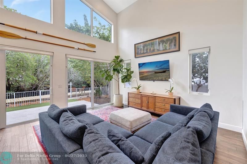 216 SE 10th St, Fort Lauderdale, FL 33316 Photo