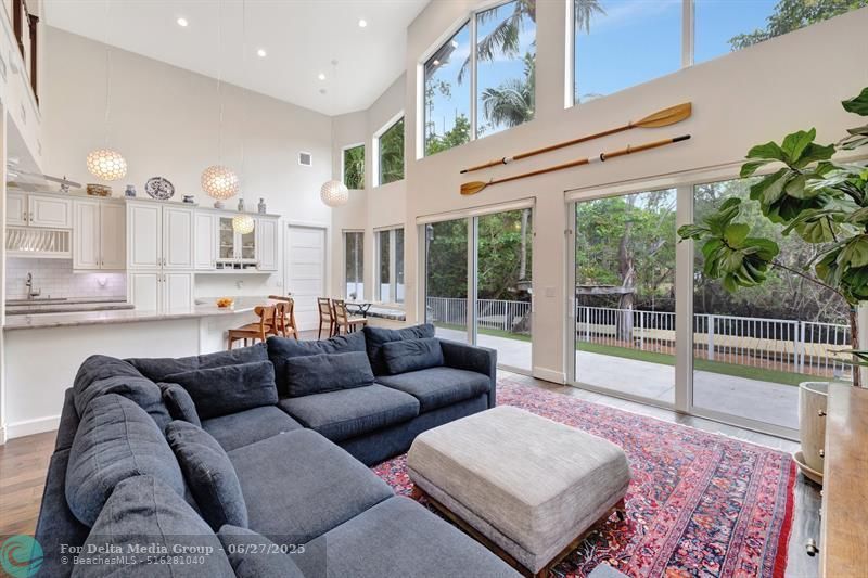 216 SE 10th St, Fort Lauderdale, FL 33316 Photo