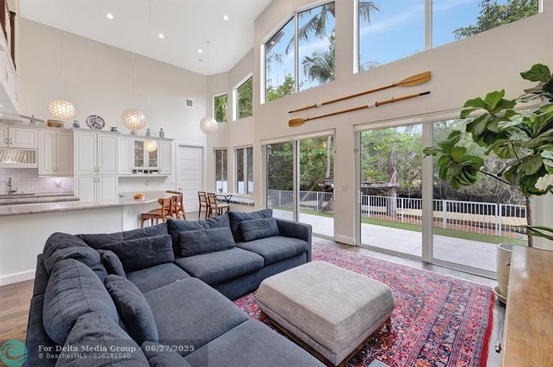 216 SE 10th St, Fort Lauderdale, FL 33316 Photo