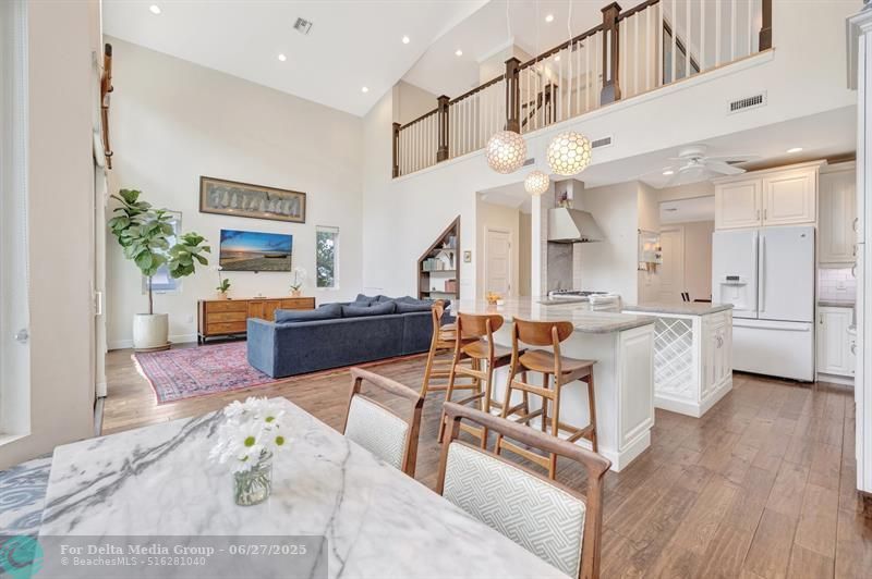 216 SE 10th St, Fort Lauderdale, FL 33316 Photo