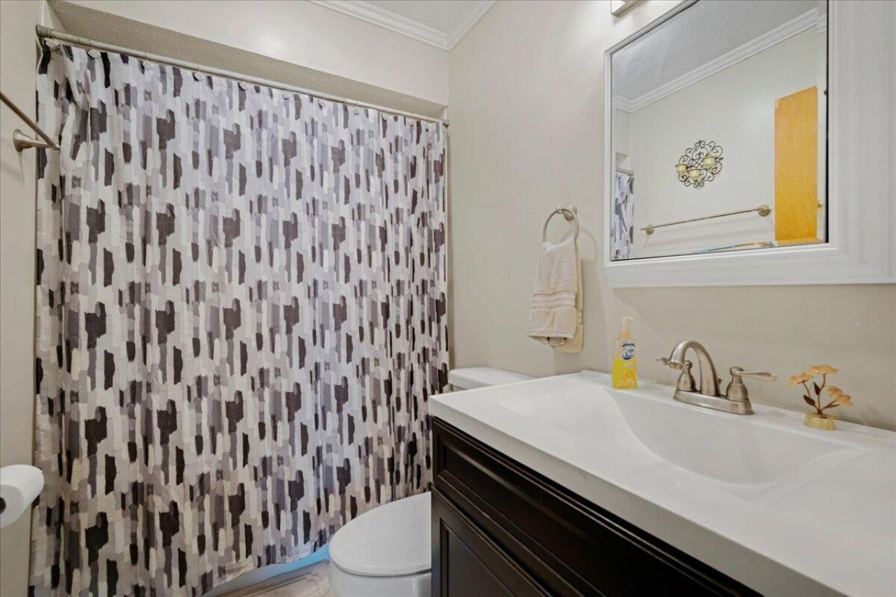 273 Belvedere Drive Photo 18