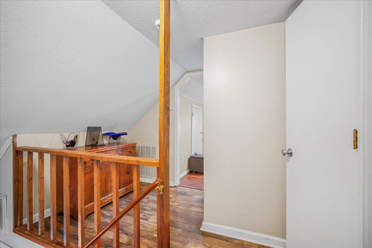 273 Belvedere Drive Photo 20