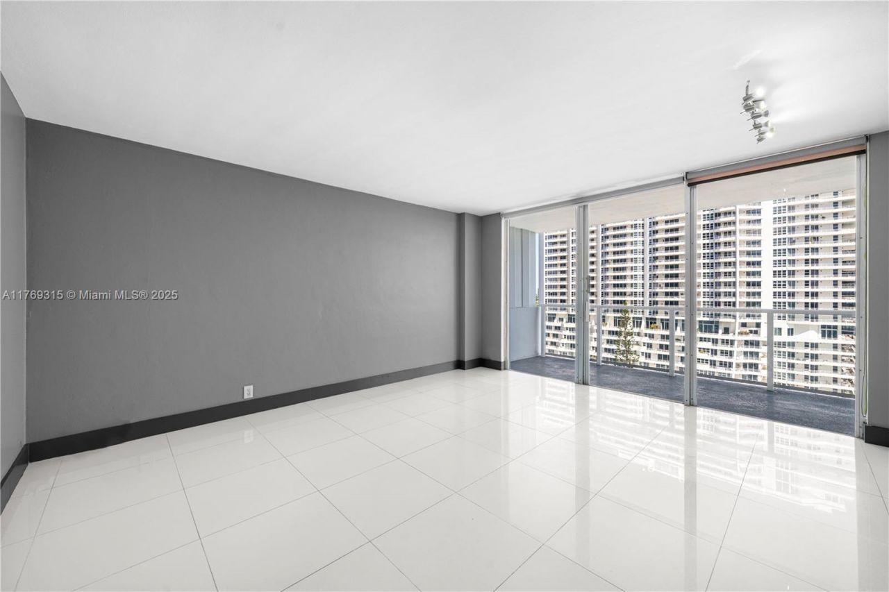 3301 NE 5th Ave, Unit 1212, Miami, FL 33137 Photo
