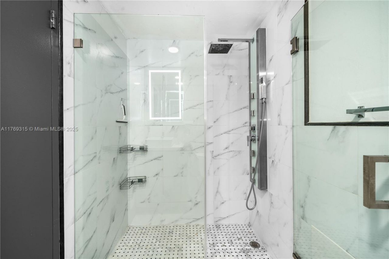 3301 NE 5th Ave, Unit 1212, Miami, FL 33137 Photo