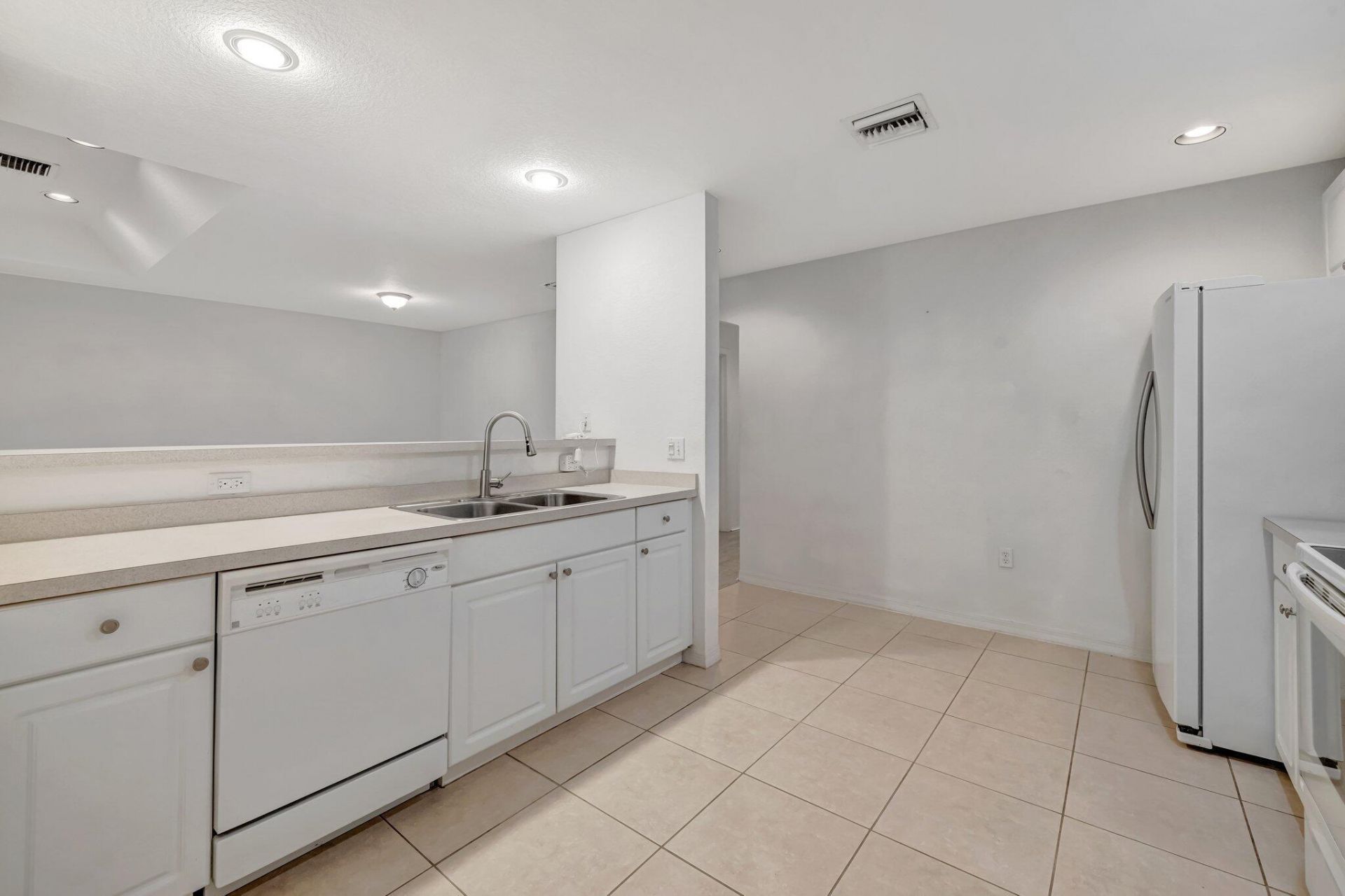 1804 E Sanderling Lane, Unit B, Fort Pierce, FL 34982 Photo