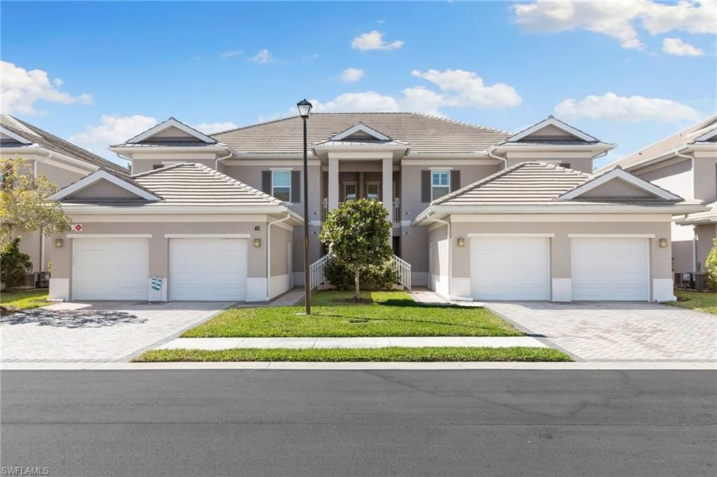 238 Indies Dr E, Unit 101, Naples, FL 34114 Main Photo
