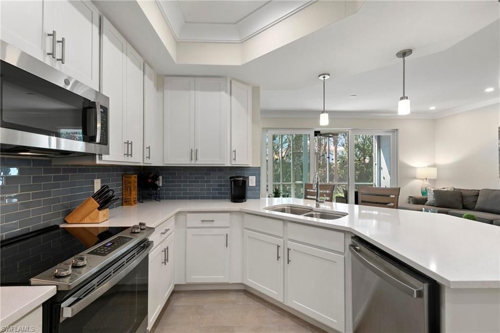 238 Indies Dr E, Unit 101, Naples, FL 34114 Photo