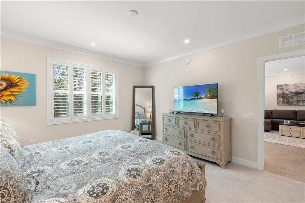238 Indies Dr E, Unit 101, Naples, FL 34114 Photo