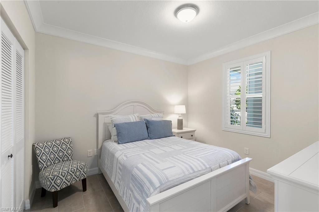 238 Indies Dr E, Unit 101, Naples, FL 34114 Photo