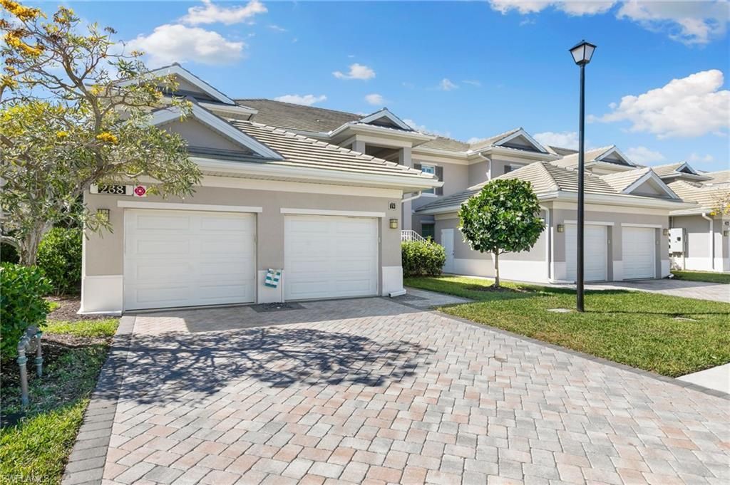 238 Indies Dr E, Unit 101, Naples, FL 34114 Photo
