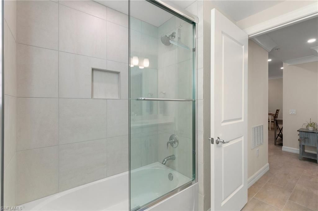 238 Indies Dr E, Unit 101, Naples, FL 34114 Photo