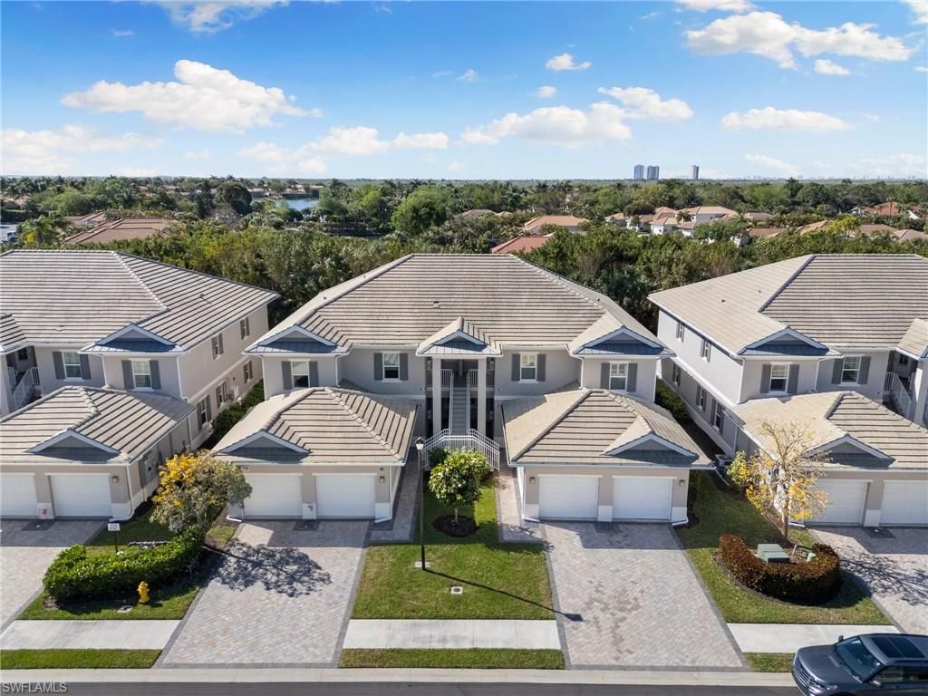 238 Indies Dr E, Unit 101, Naples, FL 34114 Photo