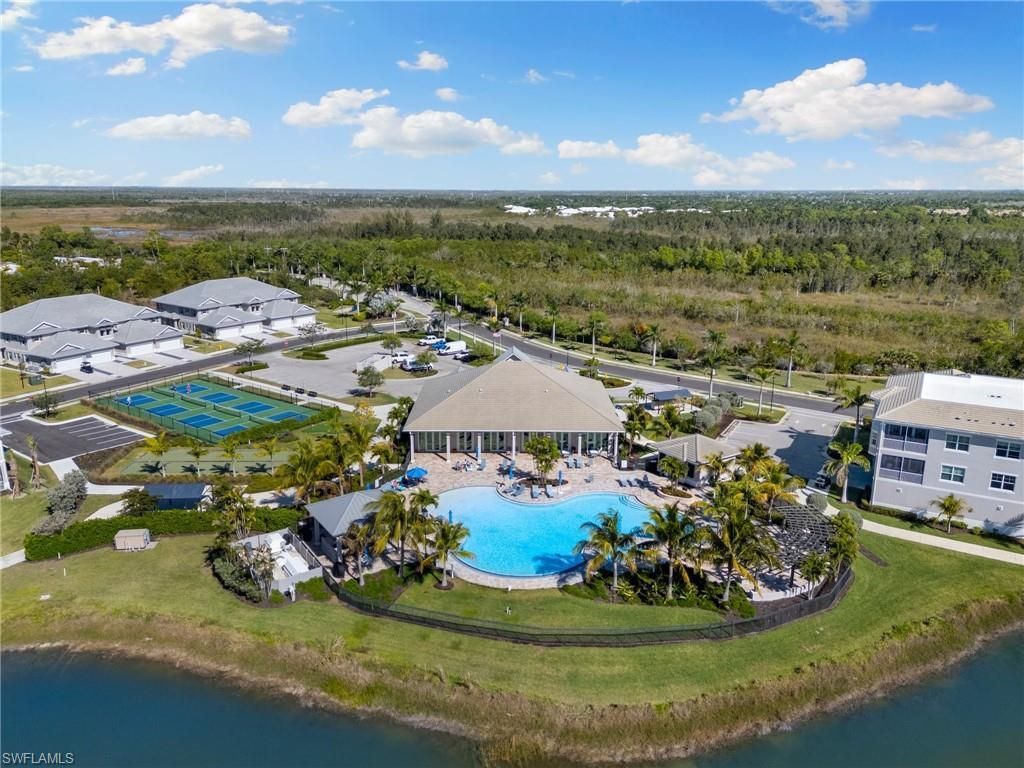 238 Indies Dr E, Unit 101, Naples, FL 34114 Photo
