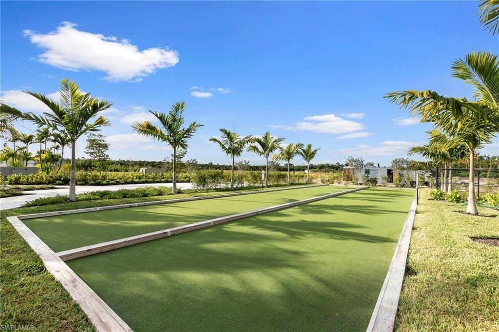 238 Indies Dr E, Unit 101, Naples, FL 34114 Photo