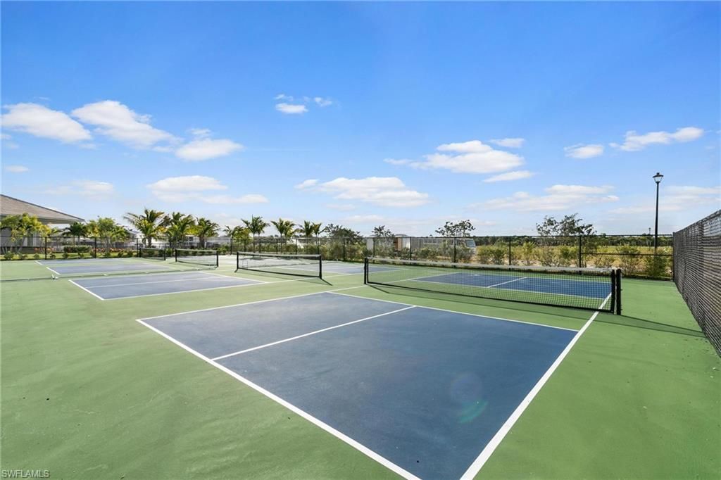 238 Indies Dr E, Unit 101, Naples, FL 34114 Photo