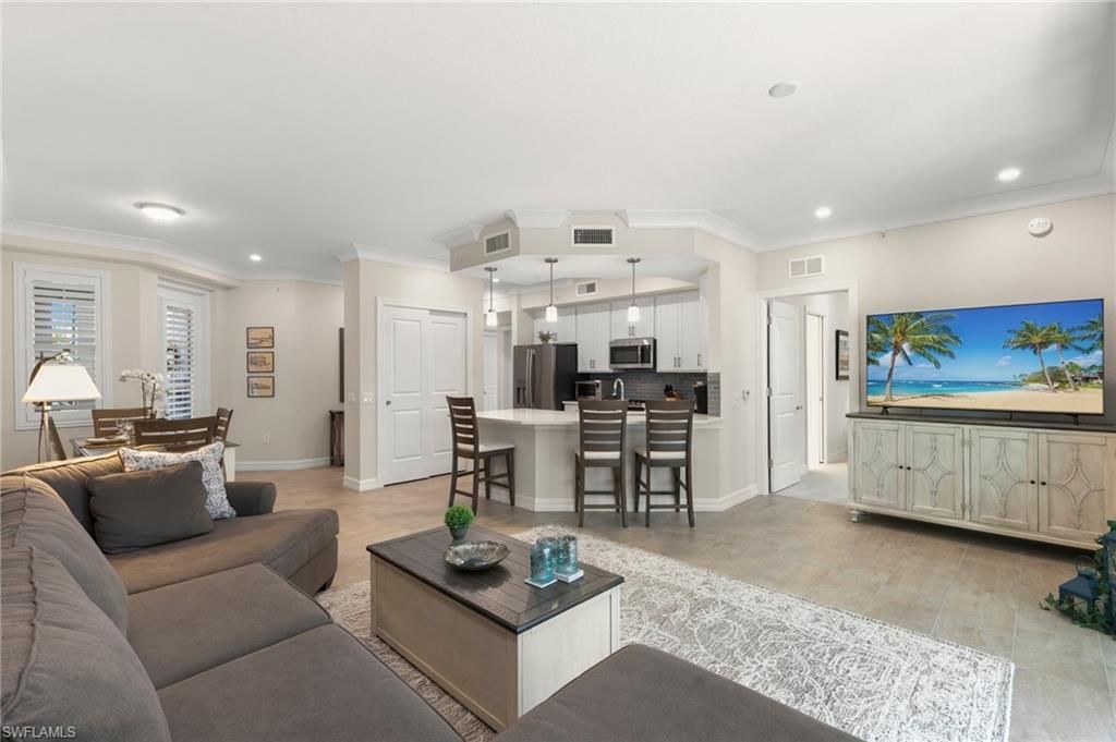 238 Indies Dr E, Unit 101, Naples, FL 34114 Photo