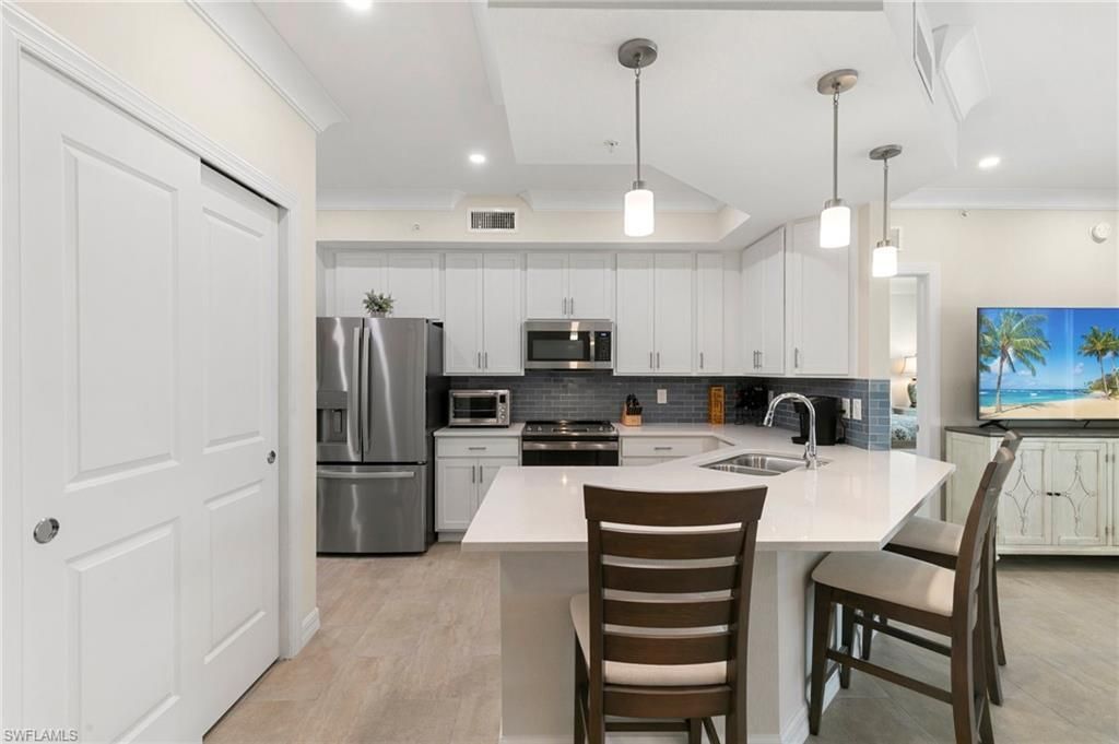 238 Indies Dr E, Unit 101, Naples, FL 34114 Photo