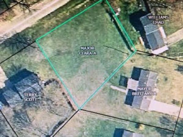 34173 Vauxhill Drive, Paw Paw, MI 49079