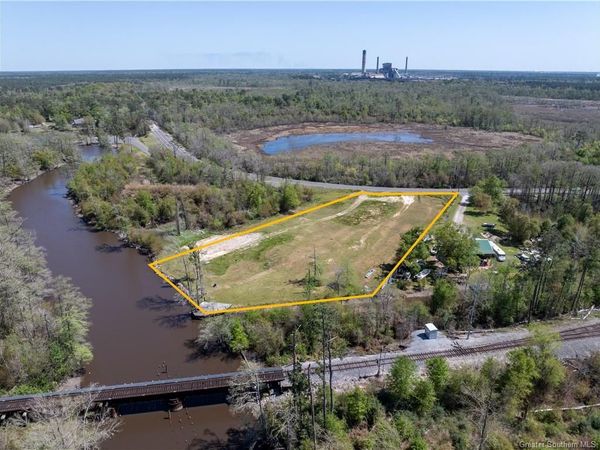 3101 Anthony Ferry Road, Sulphur, LA 70663