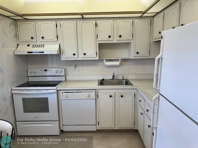 7805 W Atlantic Boulevard, Unit 202, Margate, FL 33063 Photo
