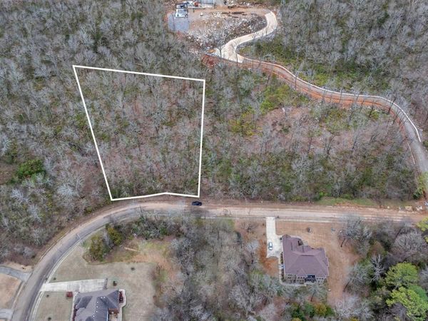 5015 NW Monica Road NW, Huntsville, AL 35810