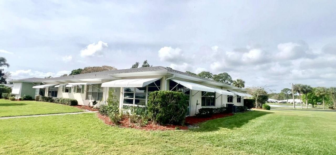 905 Savannas Point Drive, Unit D, Fort Pierce, FL 34982 Photo