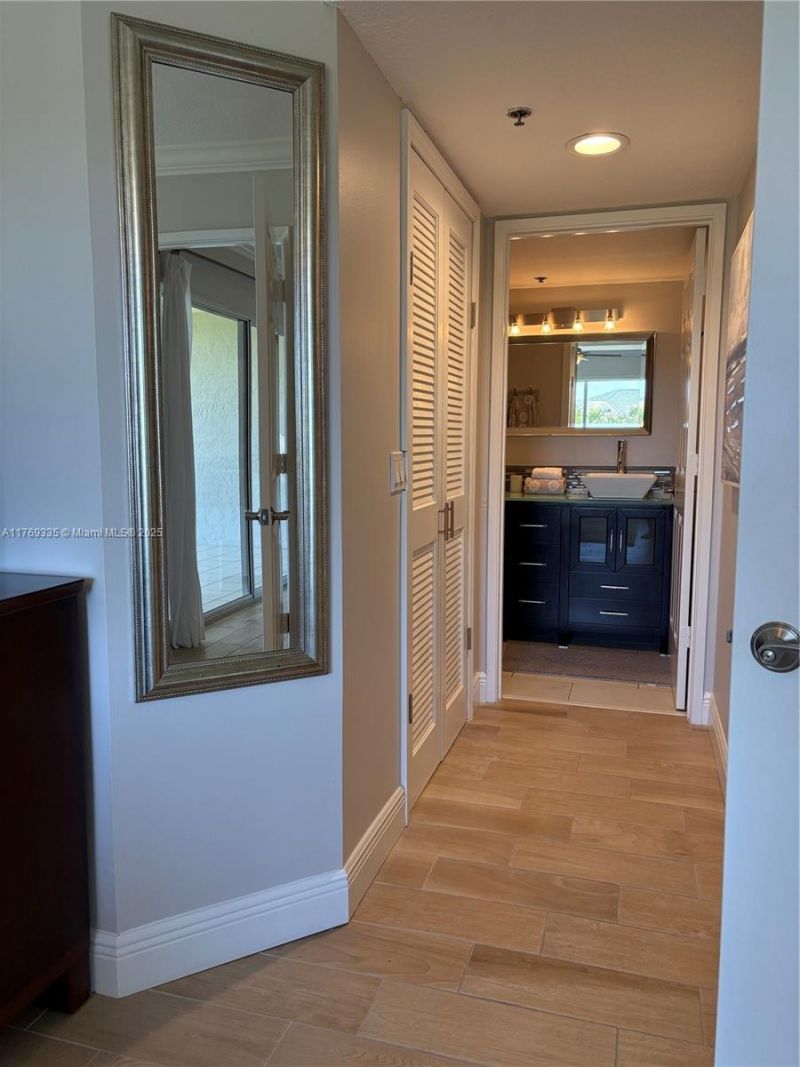 275 Palm Ave, Unit A303, Jupiter, FL 33477 Photo