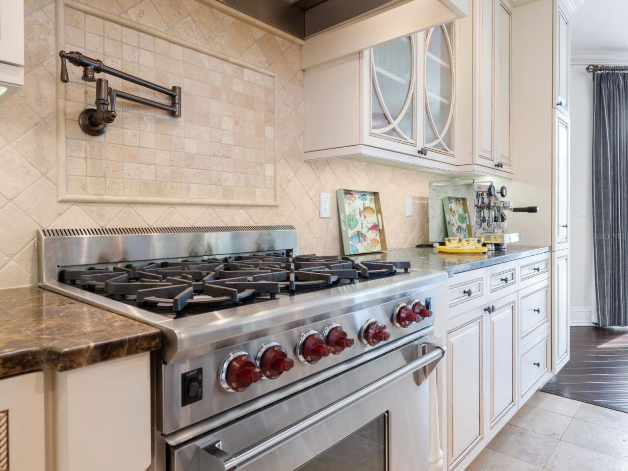 4129 Roberts Point Circle, Sarasota, FL 34242 Photo