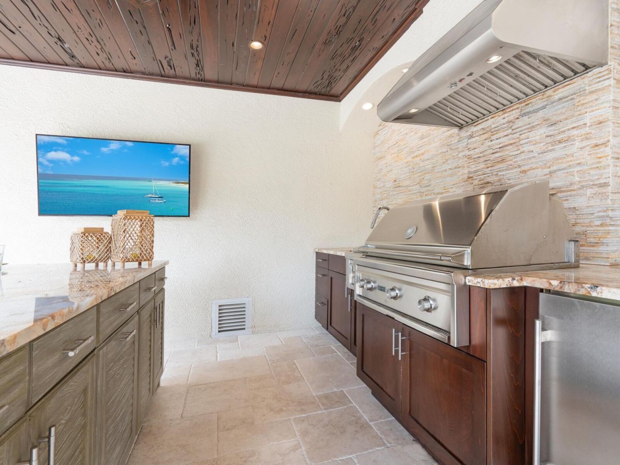 4129 Roberts Point Circle, Sarasota, FL 34242 Photo