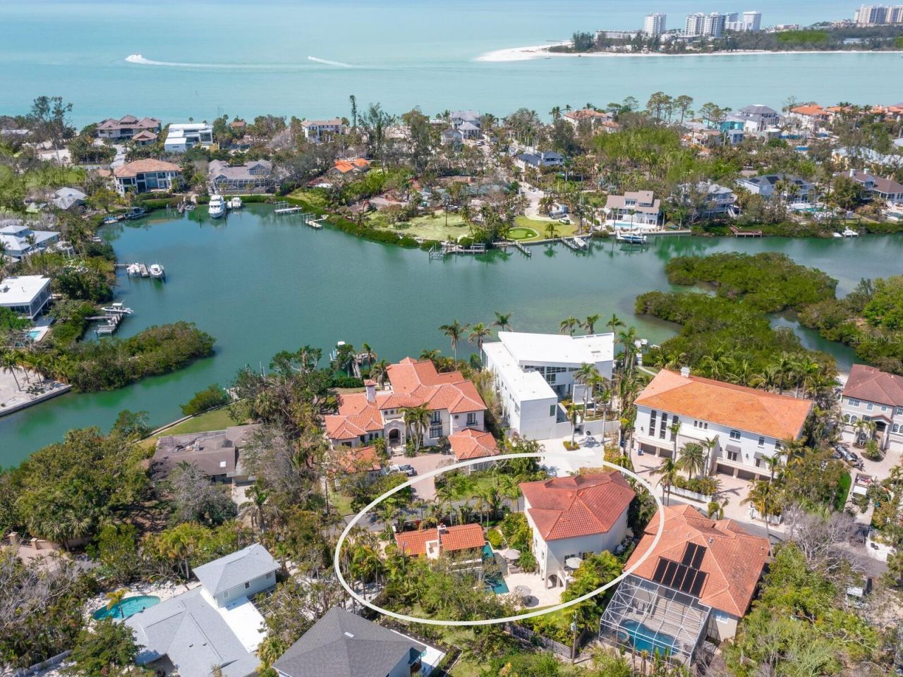 4129 Roberts Point Circle, Sarasota, FL 34242 Photo
