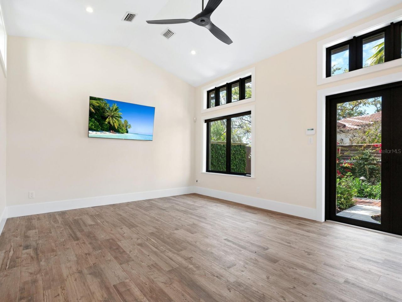 4129 Roberts Point Circle, Sarasota, FL 34242 Photo