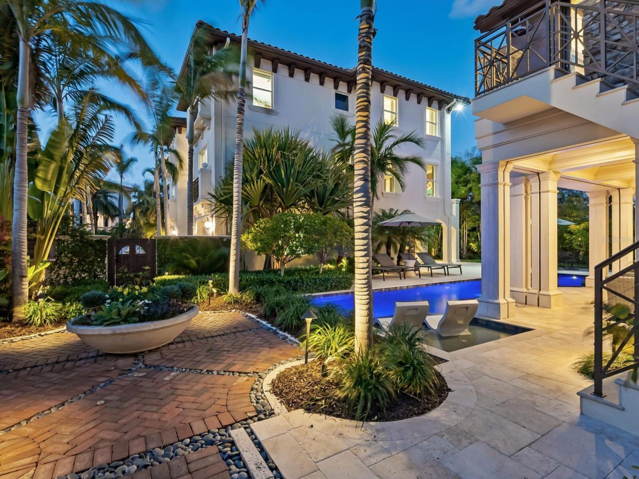 4129 Roberts Point Circle, Sarasota, FL 34242 Photo