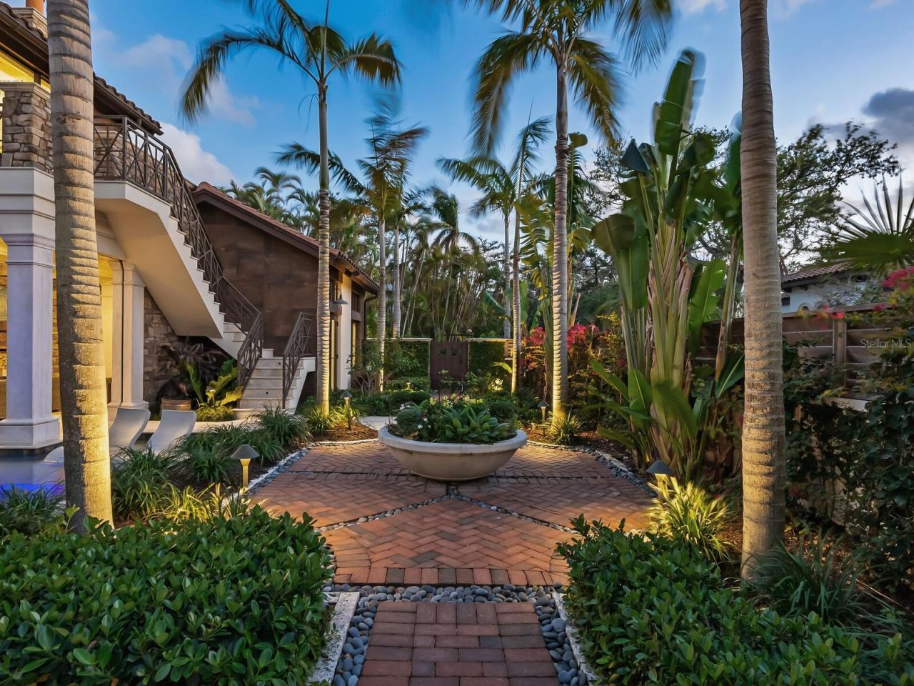 4129 Roberts Point Circle, Sarasota, FL 34242 Photo