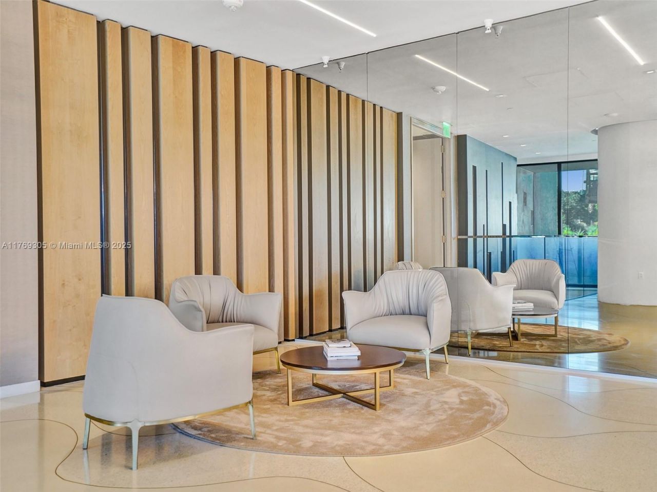 9 Island Ave, Unit 2109, Miami Beach, FL 33139 Photo