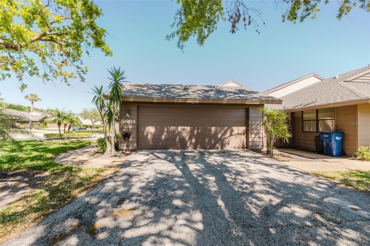 5604 Doral Drive, Sarasota, FL 34243 Photo