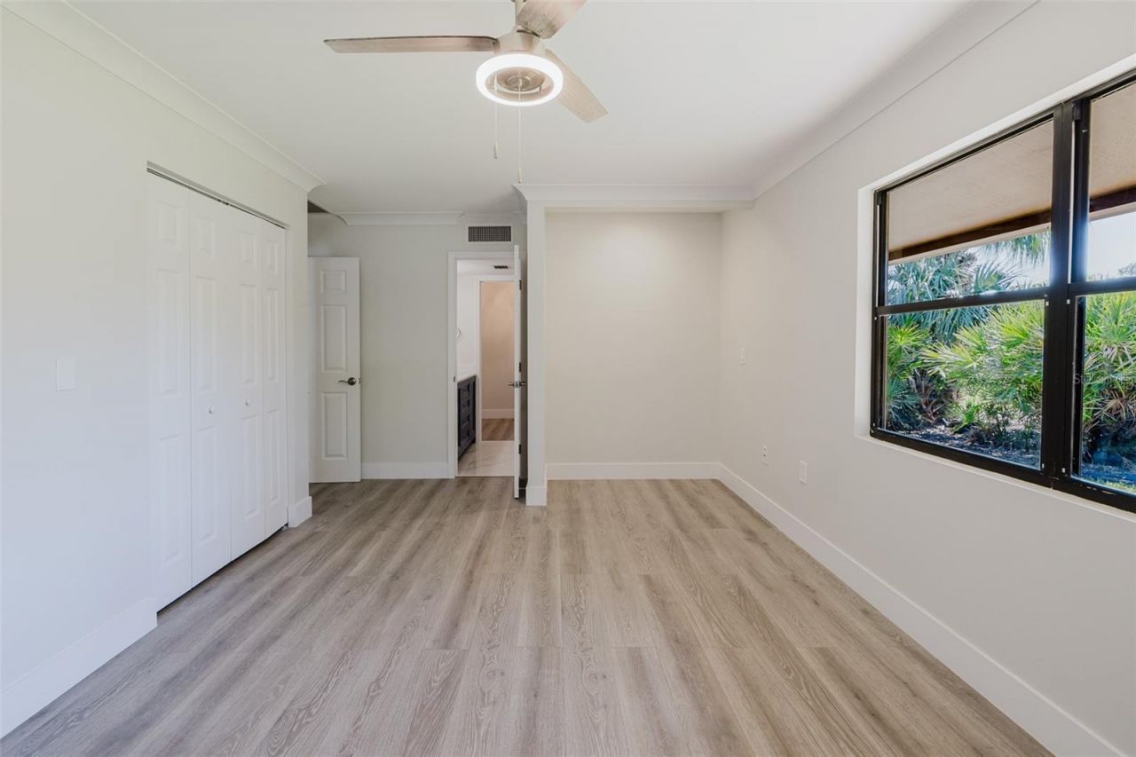 5604 Doral Drive, Sarasota, FL 34243 Photo