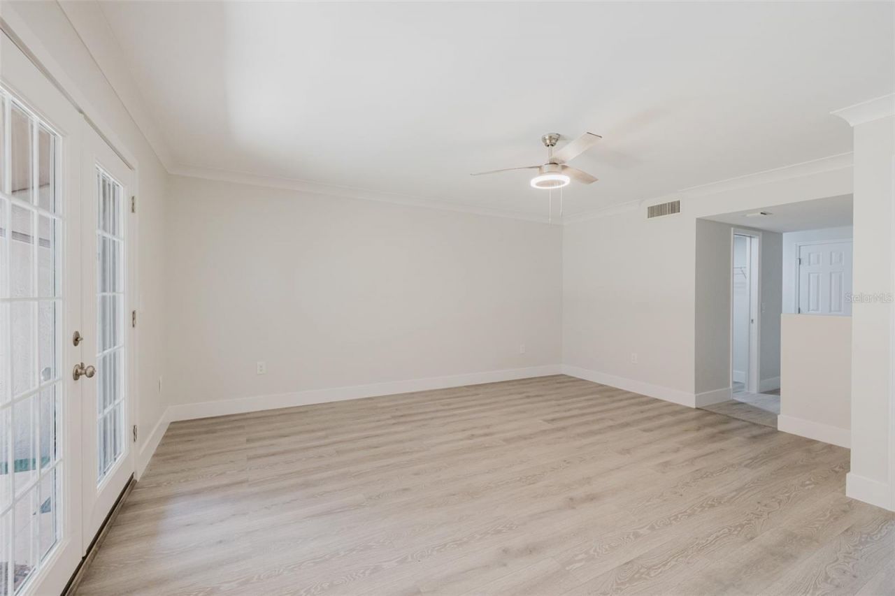 5604 Doral Drive, Sarasota, FL 34243 Photo