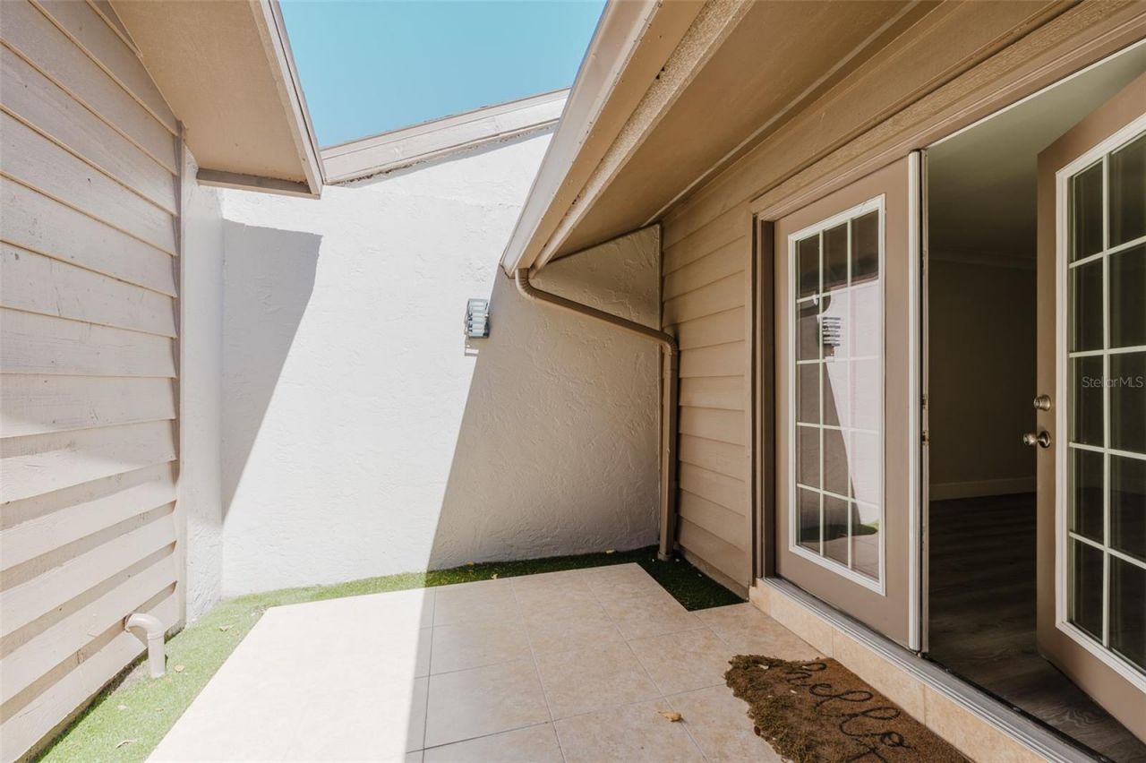 5604 Doral Drive, Sarasota, FL 34243 Photo