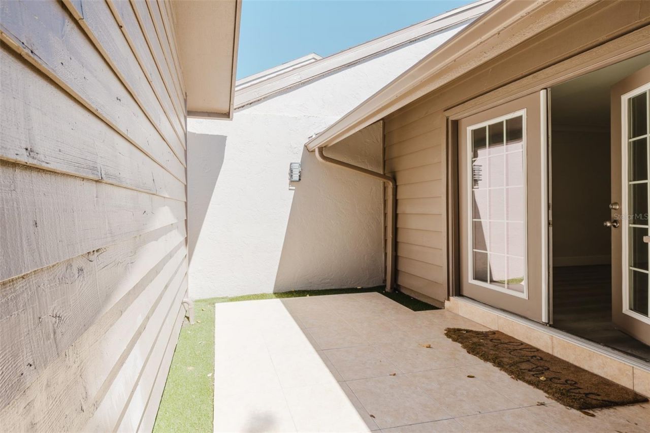 5604 Doral Drive, Sarasota, FL 34243 Photo