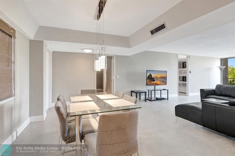 501 SW 11th Pl, Unit 403, Boca Raton, FL 33432 Photo