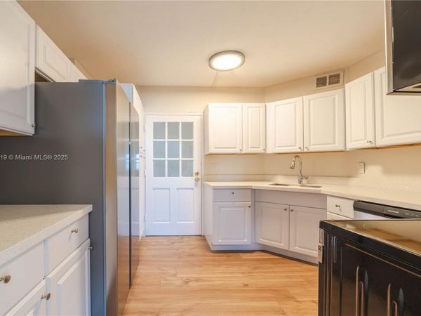 3301 Spanish Moss Ter, Unit 802, Lauderhill, FL 33319