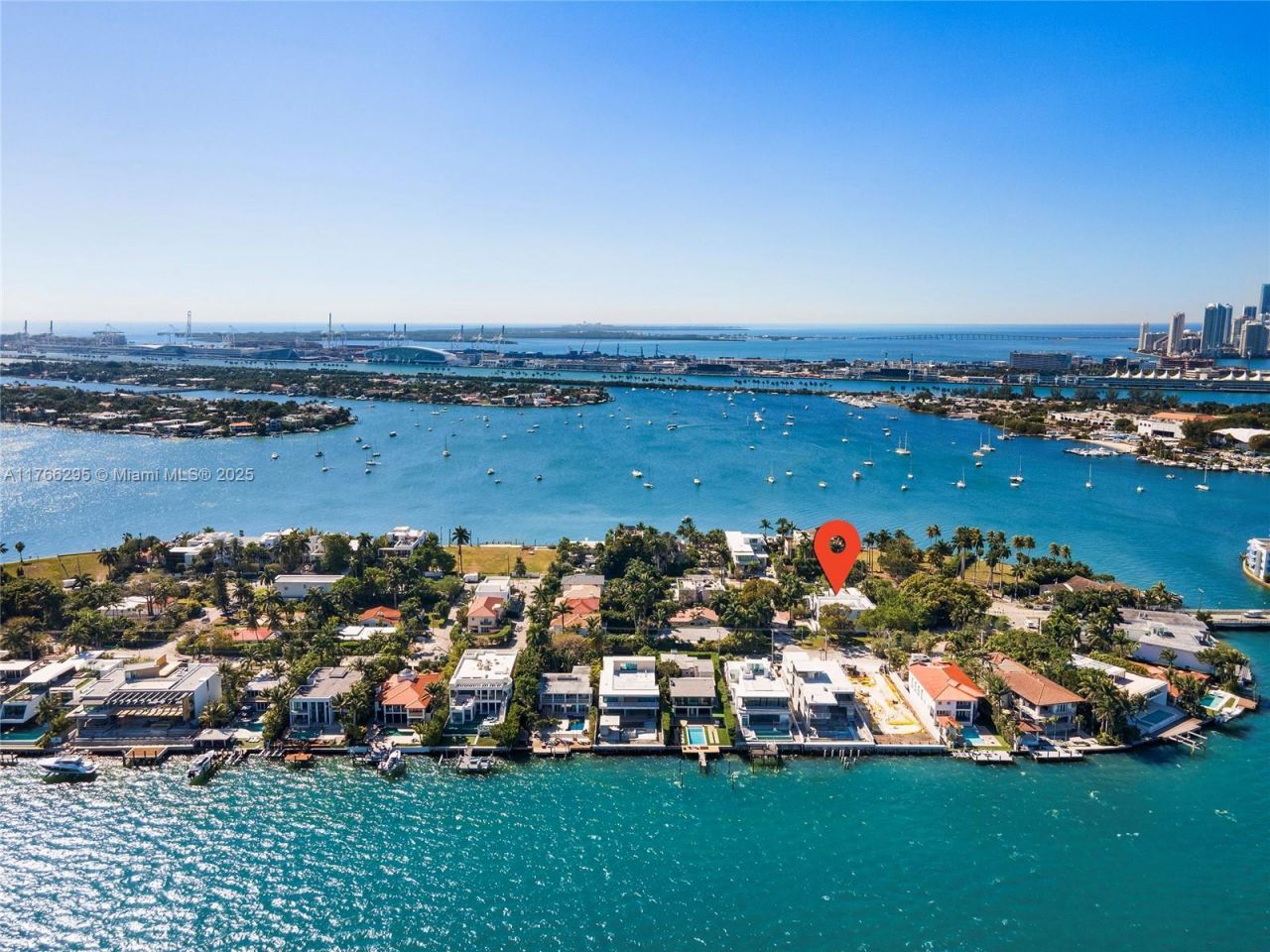 1250 N Venetian Way, Miami, FL 33139 Photo