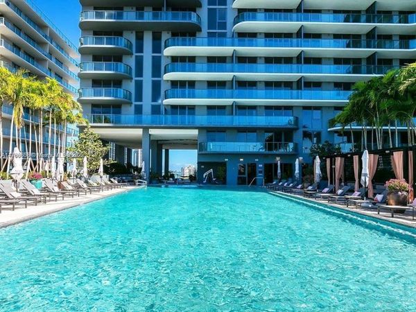 121 NE 34th St, Unit 2115, Miami, FL 33137