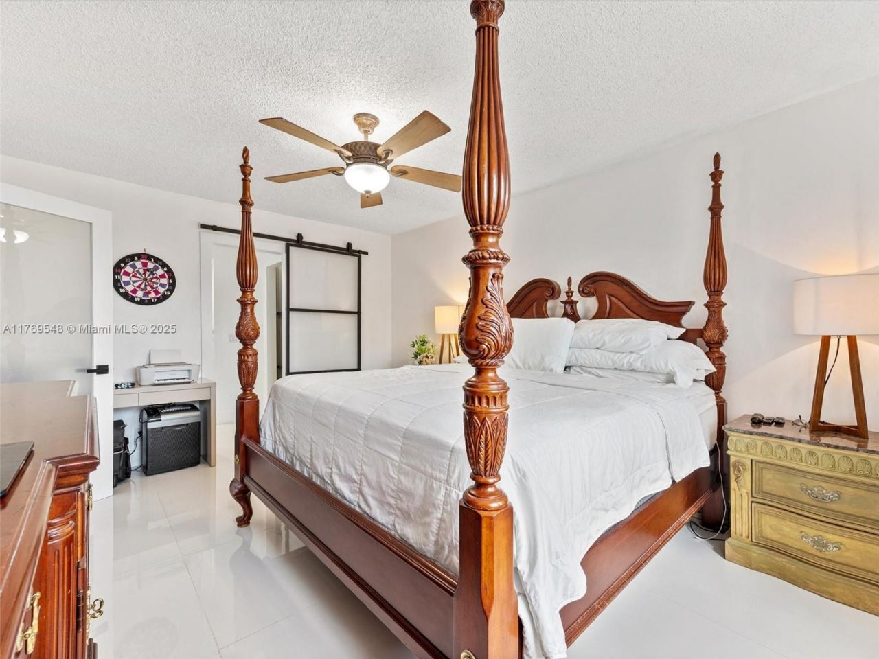 200 Diplomat Pkwy, Unit 424, Hallandale Beach, FL 33009 Photo