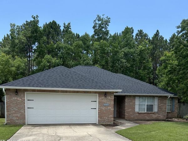 6905 Pinehurst Drive, Ocean Springs, MS 39564