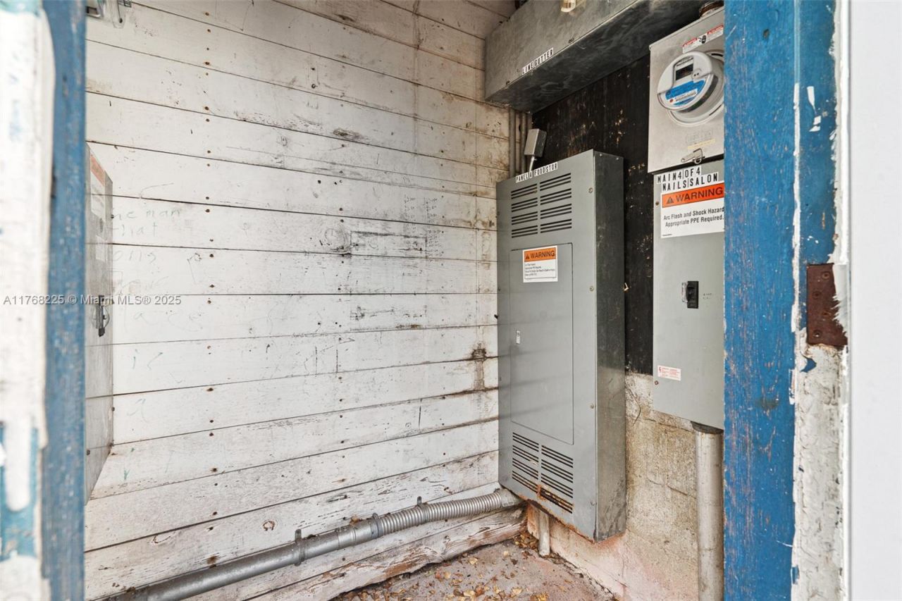 17851 NW 78th Ave, Hialeah, FL 33015 Photo